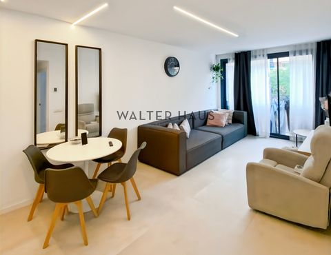 AVAILABLE FROM DECEMBER 1 TO MARCH INCLUSIVE - SEASONAL RENTAL - FURNISHED AND EQUIPPED - GYM, CO-WORKING, CAFETERIA AND GARDEN AREA. This charming 70 m² apartment, completely renovated, is located in the heart of La Sagrera. It has two bedrooms, one...