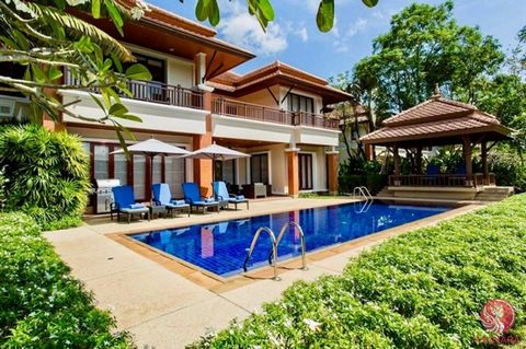 Luksusowa willa z 5 łóżkami i 4 łazienkami w Laguna Phuket's Premier Residential Estate ✨ Doskonały stan: Ta willa szczyci się nienagannym utrzymaniem i jest gotowa do natychmiastowego zamieszkania Duża działka: Obejmująca 1530 mkw posiadłość oferuje...