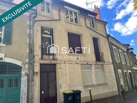 Immeuble de 4 appartements , centre ville de Bourges