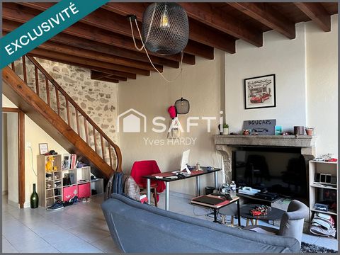 20 Mn Montaigu 15 Mn Les Herbiers. 50 Mn de Nantes. Maison ancienne 98 m2, 2 chambres + espace bureau.