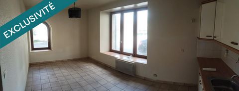T3 lumineux en rez-de-chaussée – Centre village, proche Genève