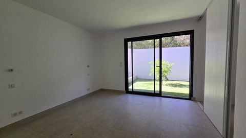 photo no. 10