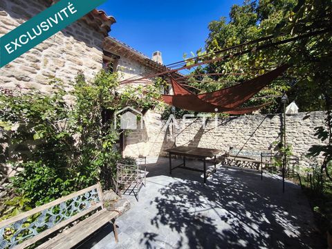 Maison de charme avec piscine à Saint-Martin-de-Castillon