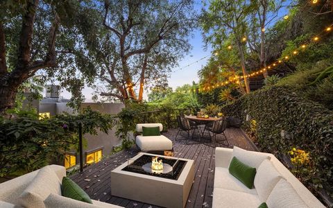 A Modern Architectural Masterpiece by Steven Hill. Experience refined living in this exceptional modern residence, masterfully crafted by internationally renowned architect Steven Hill. Nestled in one of Los Angeles's most coveted and style-defining ...