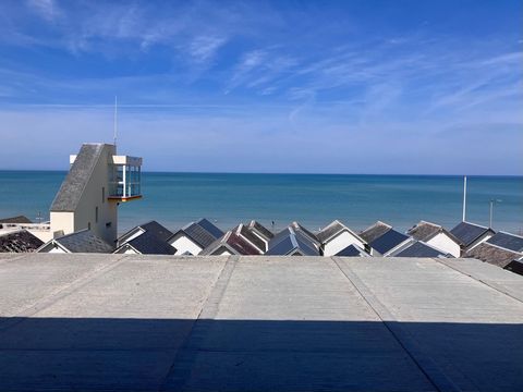 Appartement de 21 m² en duplex rénové en front de mer