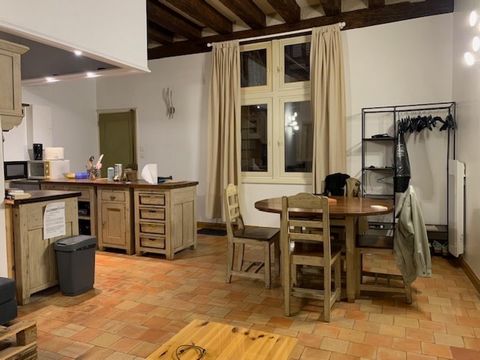 A VENDRE CALME dans HYPER CENTRE Appartement T3