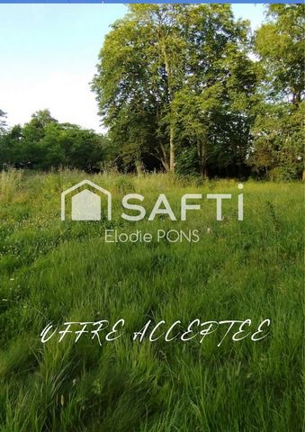 Beau terrain constructible, viabilisé 1896m²