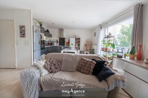 APPARTEMENT T3 avec balcon de 15 m2, parking