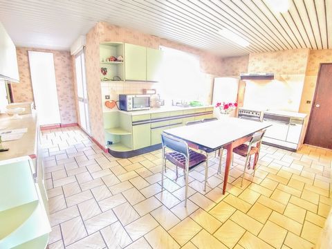 Maison - 7 garages - Rodez