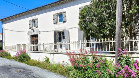 Maison de village à rénover avec garage et dépendances