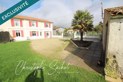 Maison de 175 m2 avec 4 chambres à secondigné sur Belle