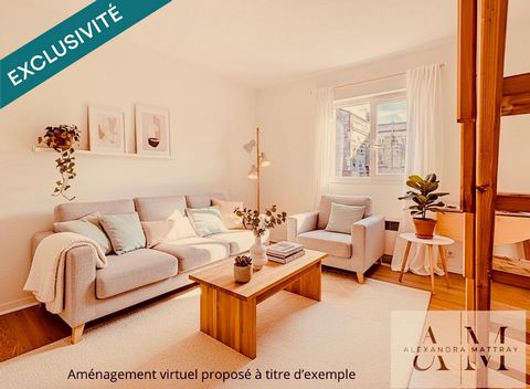 Un duplex lumineux de 35 m² au calme, au cœur du quartier de la Victoire, dans un immeuble en pierre typiquement bordelais.