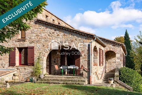 07140 : Maison provencale en pierres avec jardin de 3500m² et vue