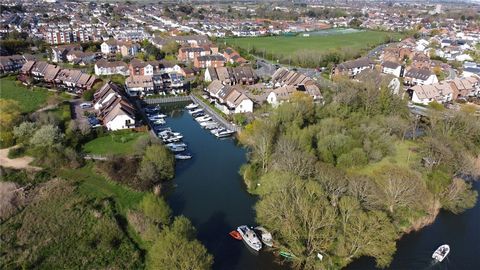 A beautifully presented four-bedroom town house, which is larger than most, situated on the ever-popular waterside development at The Meridians. The property benefits from a balcony, a garage and 7m mooring, providing direct access to the River Stour...