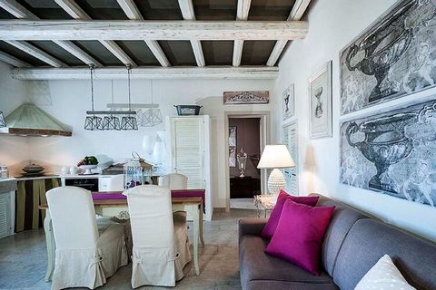 Profitez de vacances sans soucis dans cette luxueuse maison de vacances à Trapani. La maison est située à Trapani, en Sicile, et est idéale pour une famille ou un groupe d'amis. Vous disposez d'une piscine privée, d'un jardin, d'une terrasse et d'un ...
