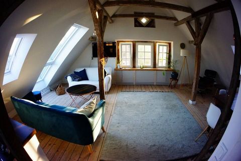 Beautiful attic apartment in Wilhelminian style city villa Beautiful old building attic apartment with 4 rooms (3 bedrooms, 1 living and dining room&kitchen) in the heart of Lübeck. 5-10 min. walk to the old town island in the green, quiet district o...