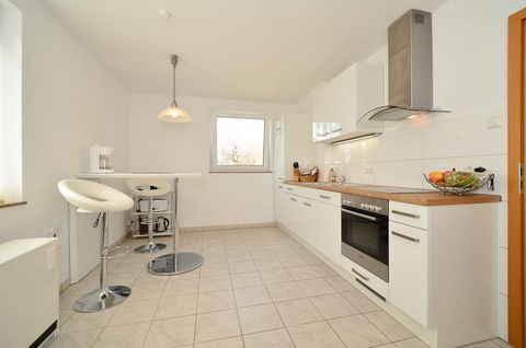 The 2015 newly renovated and equipped apartment is on the ground floor of a modern house with 3 apartments in a perfect location and only 1 minute to the Leinfelden S-Bahn. It is fully equipped and has e.g. a box-spring bed, a large wardrobe, a spaci...