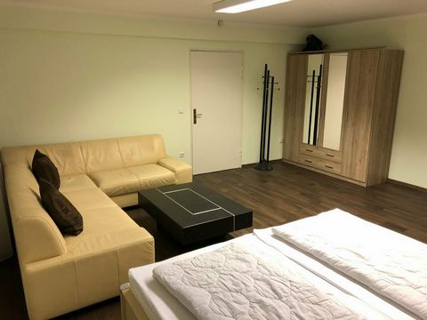 I rent furnished and fully equipped apartment in Bad Oeynhausen Kaiserstr. 15. The apartment is about 45 sqm, with separate access and view into the garden. Bathroom and kitchen fully equipped with crockery, cutlery, coffee maker, oven and microwave....