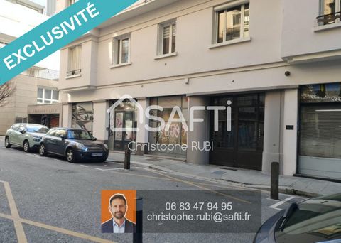 Local commercial 228 m²