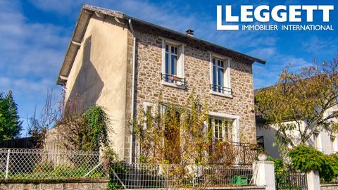 A25903AR87 - This is a super cute detached house with a small garden within walking distance to the center of Nieul and its fantastic medieval castle. Limoges is only a 10 minute ride away but you are still in the countryside. Situated on a quiet roa...