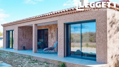 A25848DIV07 - Beautiful new villa - 3 bedrooms, 2 bathrooms - located in the south of the Ardèche in the very peaceful and idyllic village of Berrias-Casteljau. Just 10 minutes from a number of amenities including a bakery, bar, shop and restaurant(s...
