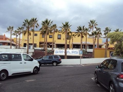Garage space in Calle San Blas, Golf del Sur Urbanization. It has an approximate area of 14 square meters. The offer is subject to errors, price changes, omissions and/or withdrawal from the market without prior notice. The indicated price does not i...