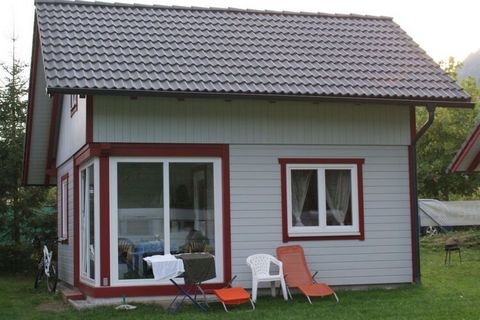 This compact holiday home is in a perfect location between the mountains and the lake in Bodensdorf am Ossiacher See. Here friends and families can unwind and take advantage of the wide range of leisure activities in the region. Bodensdorf is the per...