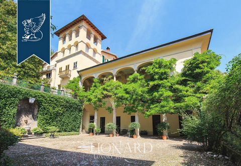 Just 15 minutes from Varese and half an hour from Switzerland, this historic building for sale, is currently used as an accommodation and location for events. The property, situated in an ancient village originated in Roman times, belonged to the Vis...