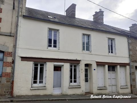 Dpt Mayenne (53), à vendre FOUGEROLLES DU PLESSIS maison P5