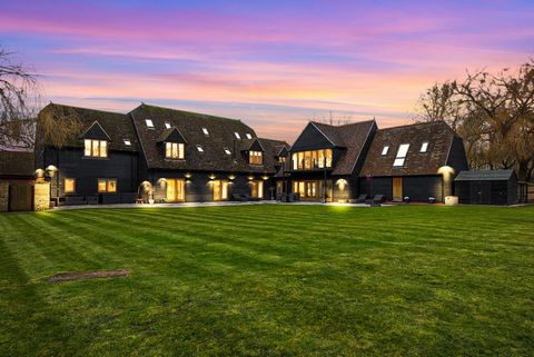 Discover The Barn at Castle Dairy, a seamless fusion of rustic charm and modern elegance, nestled on a one-acre plot. Meticulously enhanced by its owners, this exceptional six-bedroom detached family home boasts over 6500 sq ft of luxurious living sp...