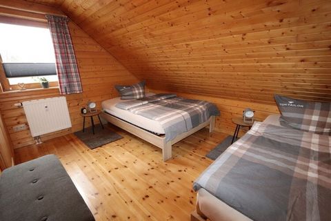 The cozy holiday home with its cozy feel-good atmosphere is located in a holiday complex on the outskirts of the small Harz town of Hasselfelde. The family-friendly holiday complex offers the perfect basis for a varied time with all family members. T...