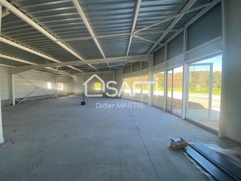 CASTRES MELOU A LOUER LOCAL COMMERCIAL DE 270M²