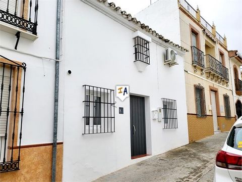 This lovely property is located in the heart of the Andalucian village of Villanueva de San Juan in the province of Seville. This village is just half an hour drive to historical Osuna and Olvera and enjoys the tranquility of village life whilst havi...