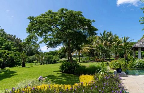 Gadait International invites you to discover a rare and exclusive property, located in the coveted Fairways district of Beau Champ, Mauritius. This sumptuous villa, a true haven of peace, is the perfect blend of refinement, space and serenity. A uniq...