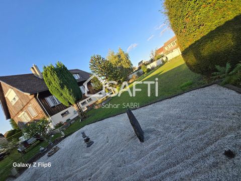 Magnifique Chalet de 127 M² de 7 Pièces avec un grand Jardin. Vous rêvez de calme et de nature sans renoncer à la proximité des commodités ? Ne cherchez plus ! Située dans la charmante commune de Lens, cette maison de type chalet, offrant 7 pièces sp...