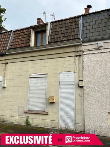 Idéal pour un premier achat ou un investissement Découvrez cette charmante maison de 3 pièces située à Hautmont. Avec une surface de 60 m², ce bien est parfait pour un premier achat ou pour un investissement locatif. La maison offre un espace de vie ...