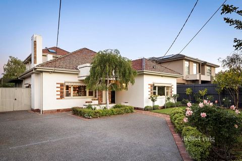 A seamless renovation between Art Deco warmth and contemporary light filled extension, this gorgeous five bedroom three bathroom heart warmer will fulfill the many chapters of your family’s life. Oozing charm in the original rooms – highlighted by ri...