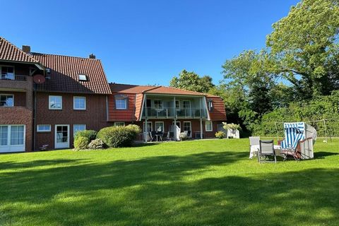 Dit gezellige appartement in Fehmarn OT Staberdorf is de perfecte plek voor maximaal 4 gasten en biedt comfort en gemak voor een ontspannen verblijf. Het appartement bevindt zich op de eerste verdieping en beschikt over een ruime woonkamer, een goed ...