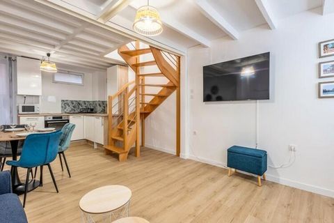 This ideally located vacation rental in Lyon combines modern and refined decoration for a peaceful and welcoming atmosphere. This property is offered to you by , specialist in tailor-made stays in the heart of the most beautiful regions of France. Ne...