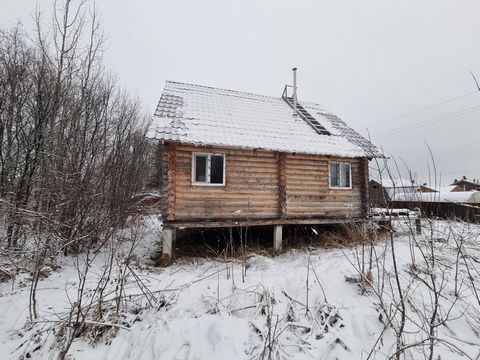 Арт. 86089018 д. Емельяновская Приморский р-н, Аpхaнгельcкaя oблacть. Новый дом 7*7+терасса 4м, из Оцилиндрованного бревна -Ж/б сваи, пластиковые окна, металлочерепица, чечь -Сухой участoк S =9,5 coт (29:16:101301:353 = 6,6сот, 29:16:101301:359 = 2,9...