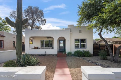 Gorgeous Historic 3 bed 3 bath Bungalow nestled in the heavily sought after Sam Hughes Neighborhood. Completely remodeled with numerous tasteful upgrades. This charming home is in the heart of Tucson and a stone's throw to the University of Arizona. ...