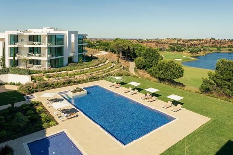 Découvrez la quintessence de la vie de villégiature de luxe avec Clubhouse Residences at Monte Rei. Avec une vue panoramique imprenable sur l’océan Atlantique et le 18e Fairway et le green, vous aurez l’impression de vivre au paradis. Ces appartement...