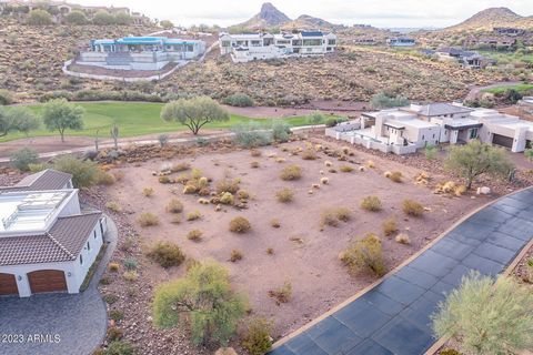 TO BE BUILT, this is a fabulous golf course lot in the Canyon View Estates village of Superstition Mountain Golf & Country Club. Owner has a full set of new plans to save you lots of time! Single level, great 4086 sf floor plan includes the separate ...