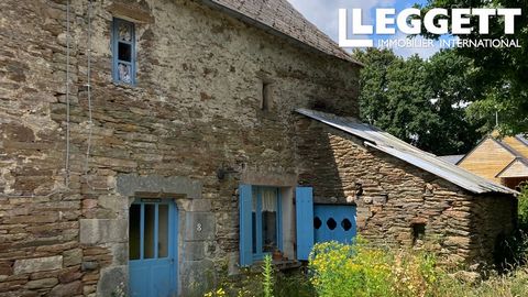 A21832LP22 - Ideal for renovation this stone cottage benefiting from mains drainage has a hug amount of character and would make a perfect holiday or permanent home. Close to amenities and the ever popular Lac de Guérledan. Information about risks to...