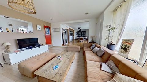 Dpt Côtes d'Armor (22), à vendre maison P7 de 174,7 m² - Terrain de 289 m² + Terrain 159 m²