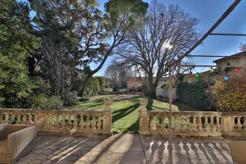 Discover this exceptional maison de maitre, nestling in the heart of Aigues-Vives town centre, offering an ideal location between Nimes and Montpellier, just 6 minutes from the motorway. This majestic 280m2 residence exudes elegance with its architec...