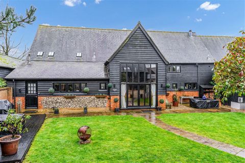 Description Set in a stunning rural location yet being within ten minutes drive of Royston's mainline railway station serving King Cross, this impressive and extremely stylish Grade II Listed barn conversion offers accommodation of great charm and ch...