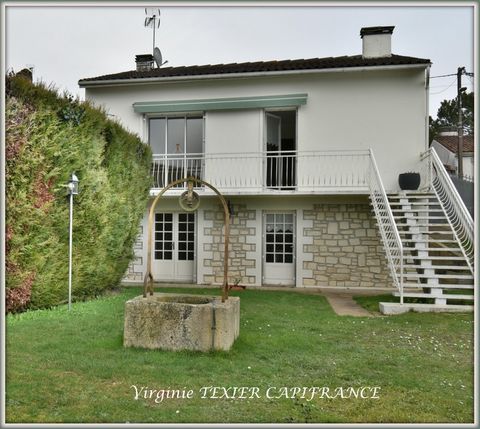 Dpt Charente Maritime (17), à vendre SAINT JEAN D'ANGELY proche commerces maison P5 avec jardin clos et garage