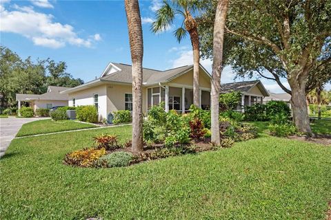 NO STORM DAMAGE AND X FLOOD ZONE!!. Welcome to your bright and inviting new home in the serene, gated community of Heritage Oak Park! This meticulously maintained villa features 2 bedrooms, 2 full baths, and a versatile den/bonus room, all designed w...