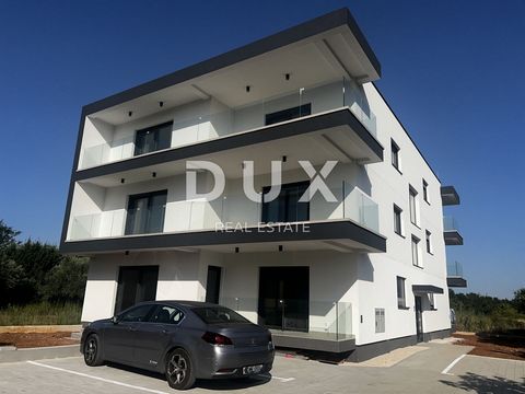 Location: Zadarska županija, Privlaka, Privlaka. PRIVLAKA, ZADAR – S4-GELEGENHEIT! Einzugswohnungen, Neubau Wir präsentieren Ihnen eine neu gebaute Wohnung in Privlaka bei Zadar. Die Wohnung besteht aus einer Eingangshalle, einem Wohnzimmer mit Küche...